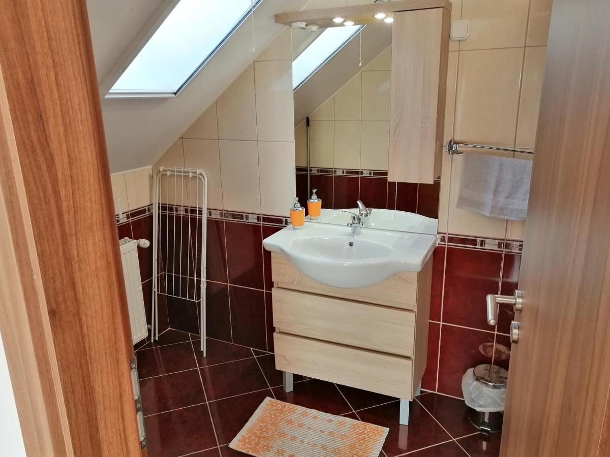 Csipkehaz Apartman Cserkeszőlő Zewnętrze zdjęcie
