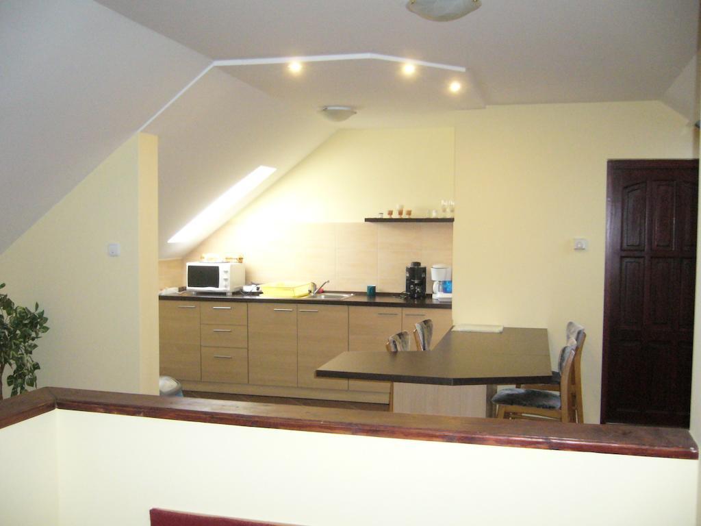 Csipkehaz Apartman Cserkeszőlő Zewnętrze zdjęcie