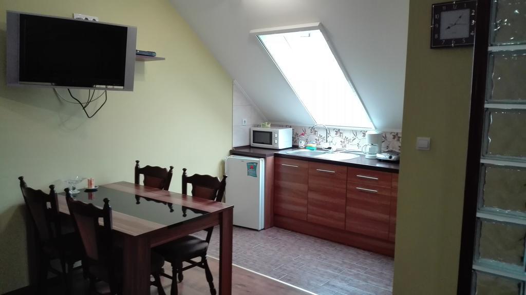 Csipkehaz Apartman Cserkeszőlő Zewnętrze zdjęcie