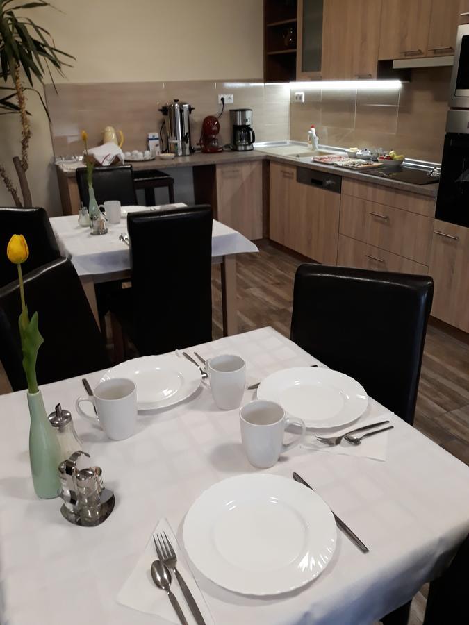 Csipkehaz Apartman Cserkeszőlő Zewnętrze zdjęcie